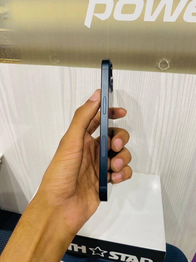 IPHONE 13 1