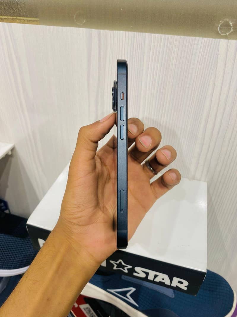 IPHONE 13 2