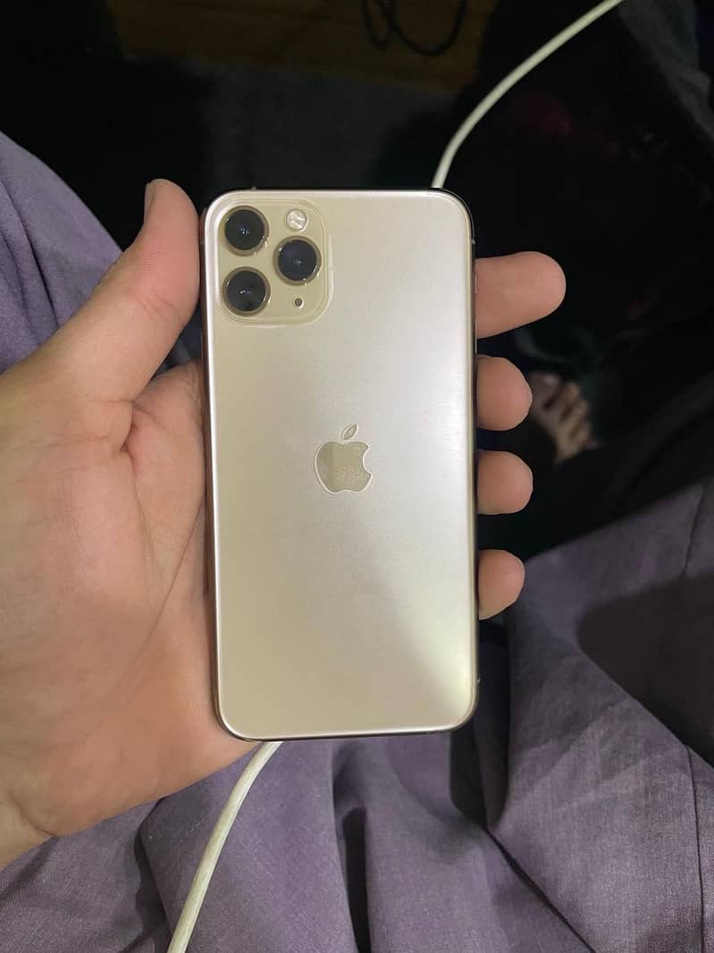 Iphone 11 pro 4