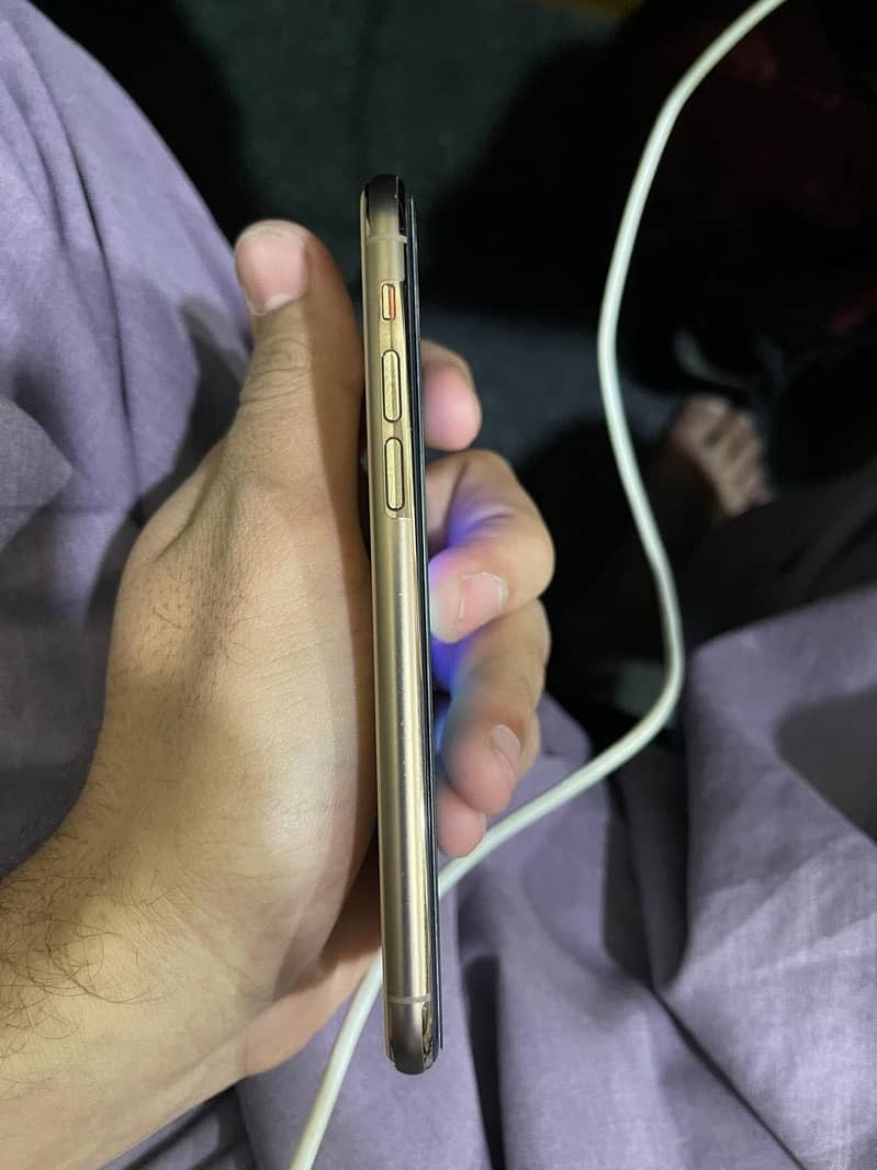 Iphone 11 pro 5