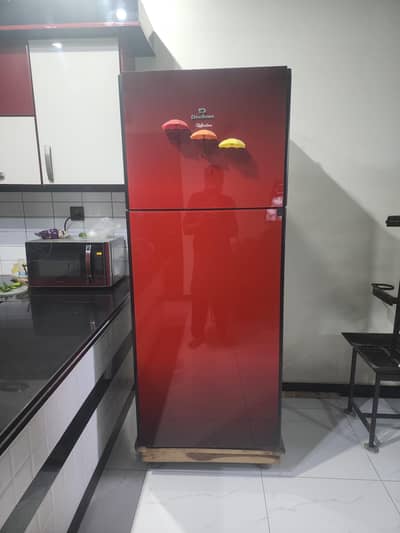 dawlance (19 cubic) fridge  behtarin condition new jaisa