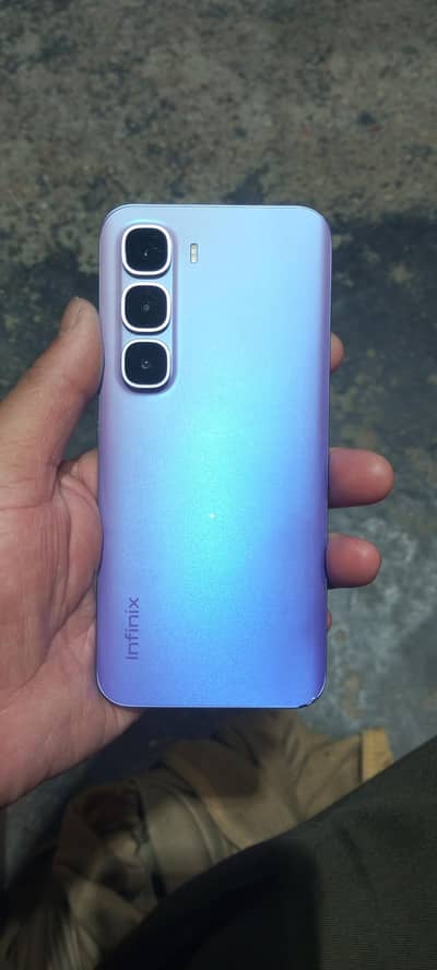 hot 60 pro plus full box 8+8  /256gb