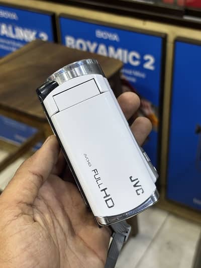 Jvc handycam - camcorder - full hd