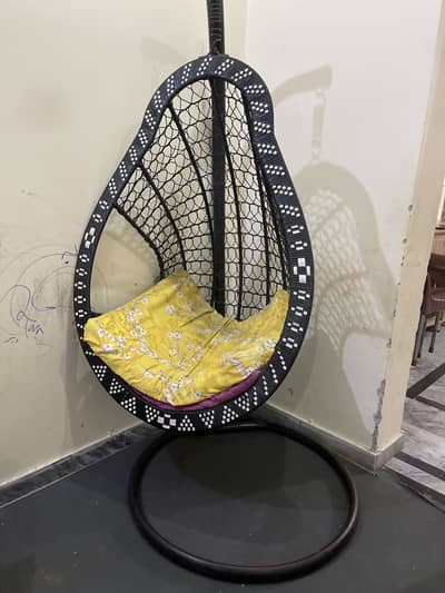 Swing egg chair