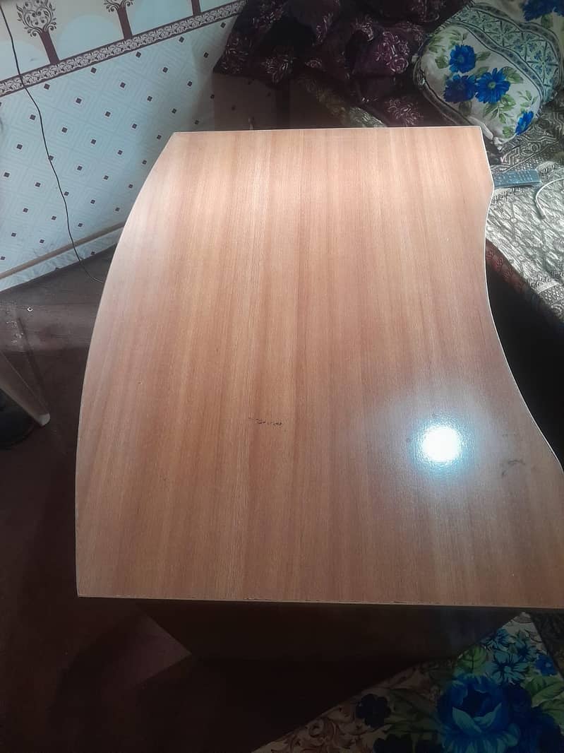 CHAIRS AND TABLES | METAL FRAME CHAIRS 5