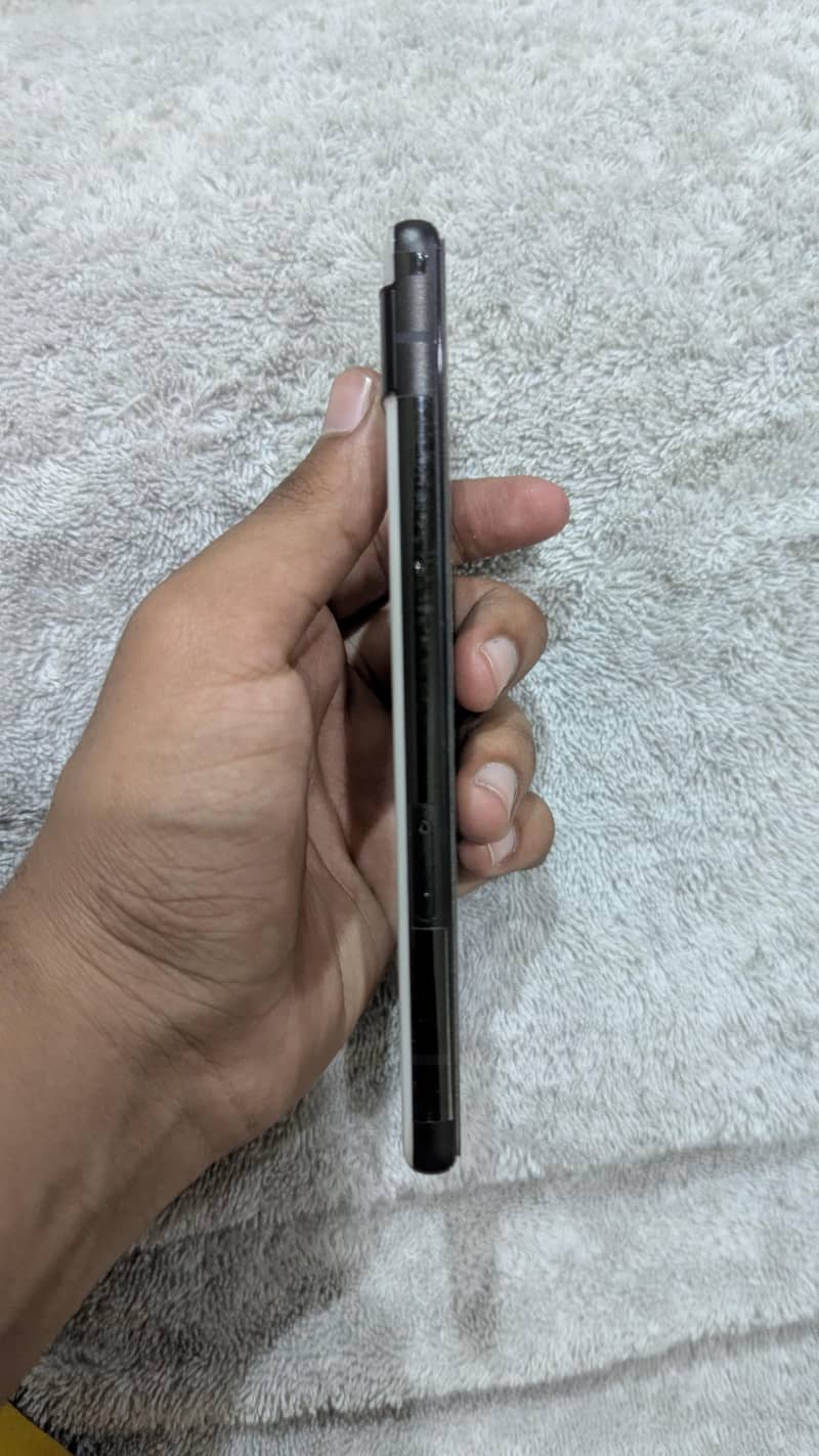 GOOGLE PIXEL 6a 1