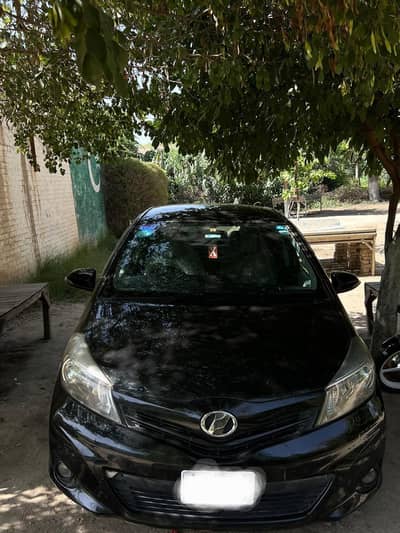 Toyota vitz 2011