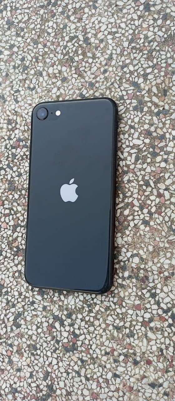 Iphone SE Jv 3