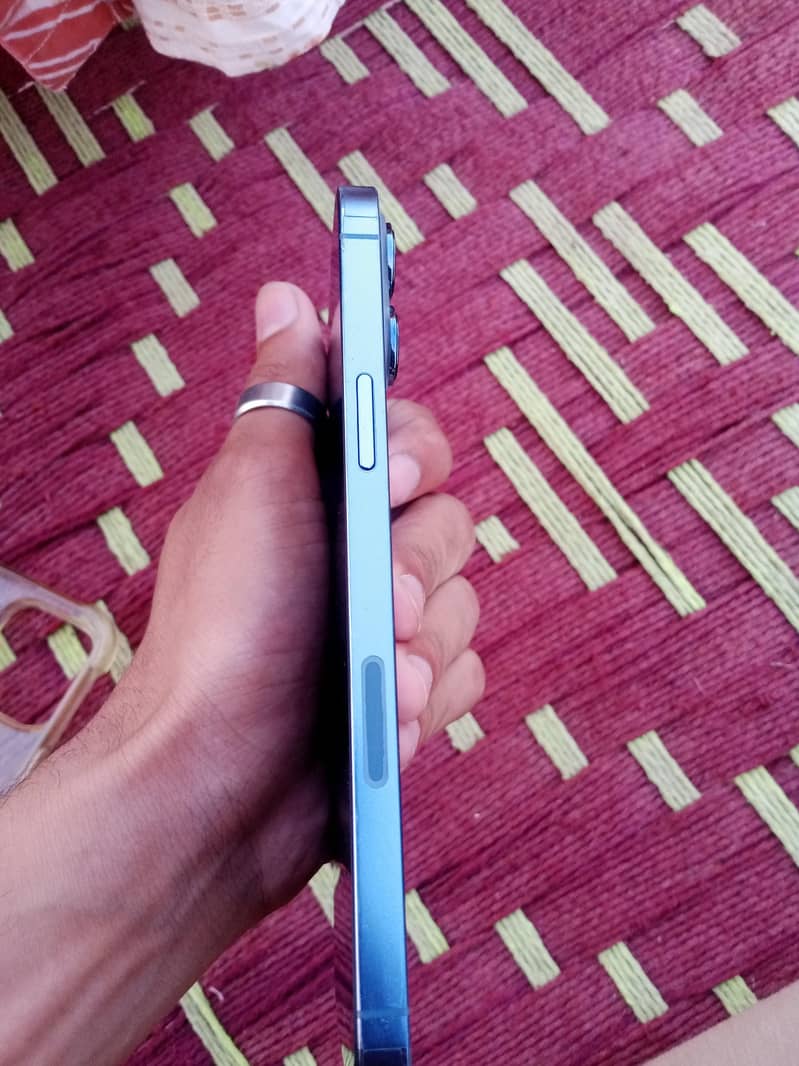 iphone 13 pro max 4