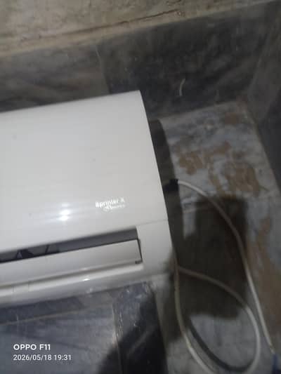 only 5month used sprinter ac 1ton prize final