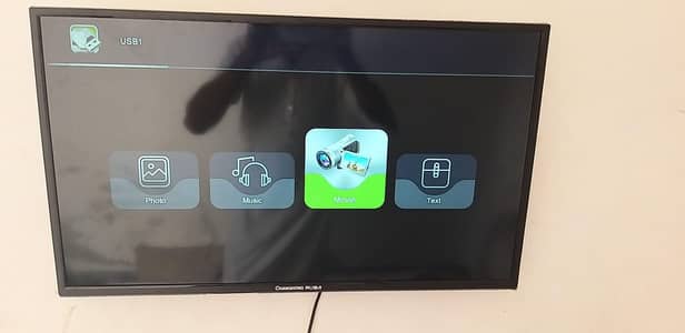 Changhong Ruba 32 Inch LED TV (Model: LED32E3050H) with Remote