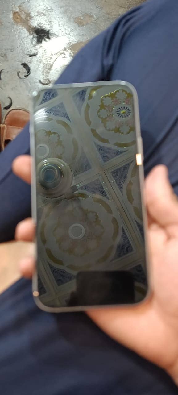 Apple iPhone 15 plus 2