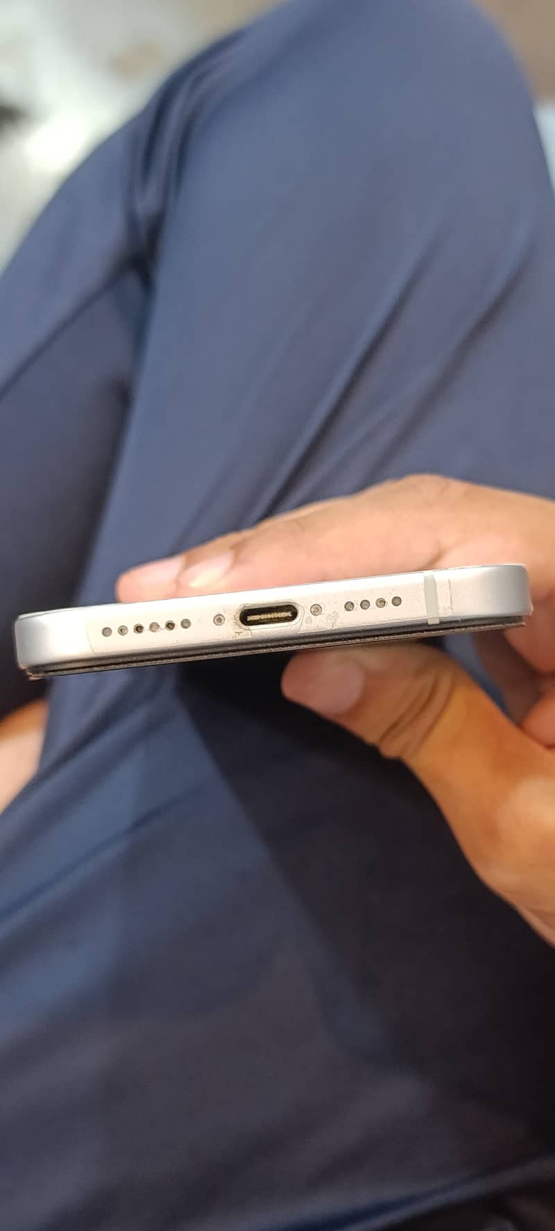 Apple iPhone 15 plus 4