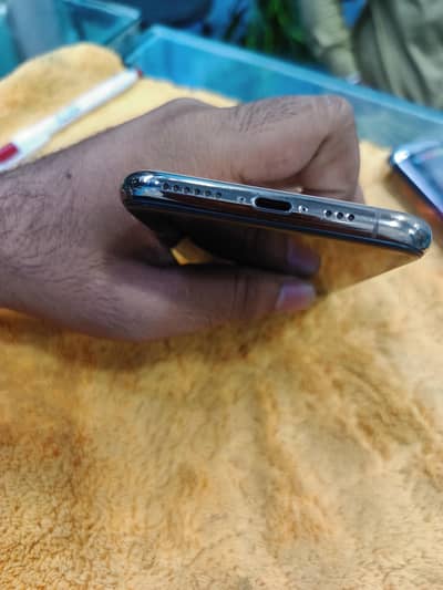I phone 11 pro official pta approved available