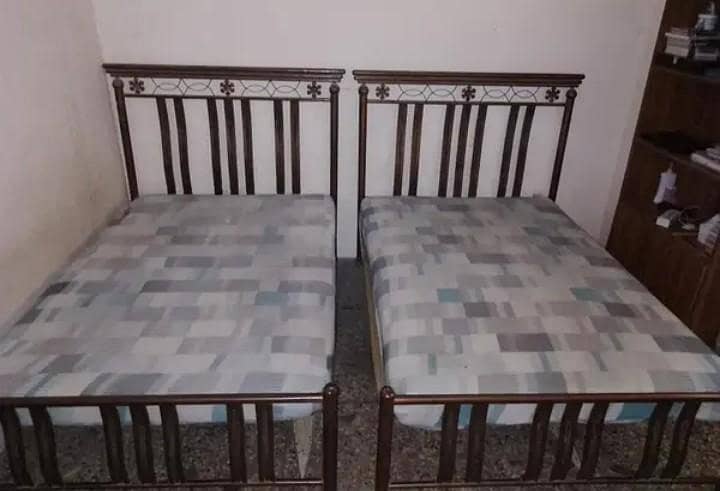Two Single Beds 0