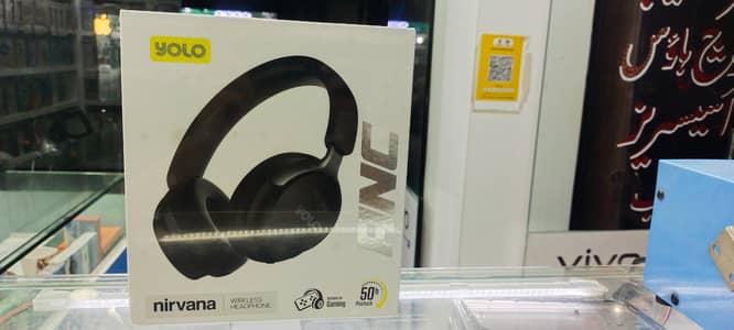 Yolo headphones 