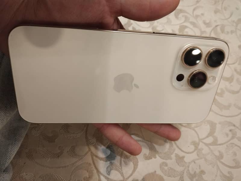iPhone 16pro Max 0