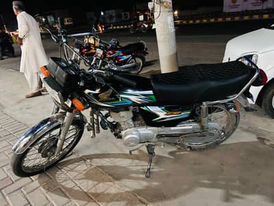 Honda 125 urgent for sail.