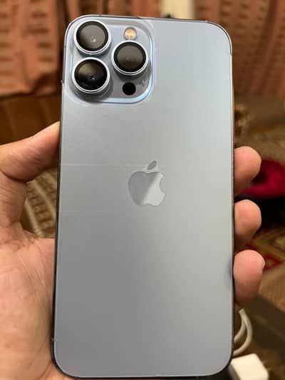 I Phone 13 Pro Max  (Sim Time available )
