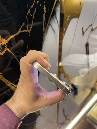 Iphone 16 pro max Hk desert dual physical non pta