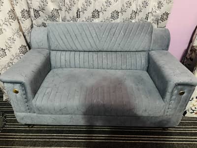 Just 5 To 6 month used sofas brand new