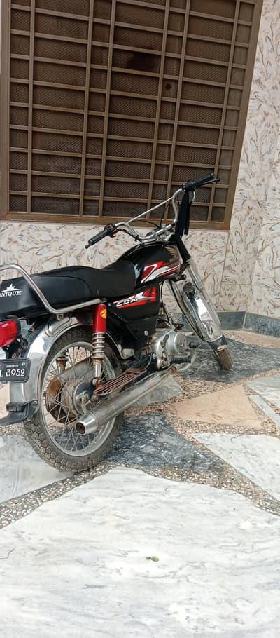 unique 70 For Sale