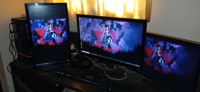 3 SCREENS GAMING SETUP