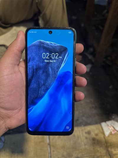 Infinix hot 12 play 4/64