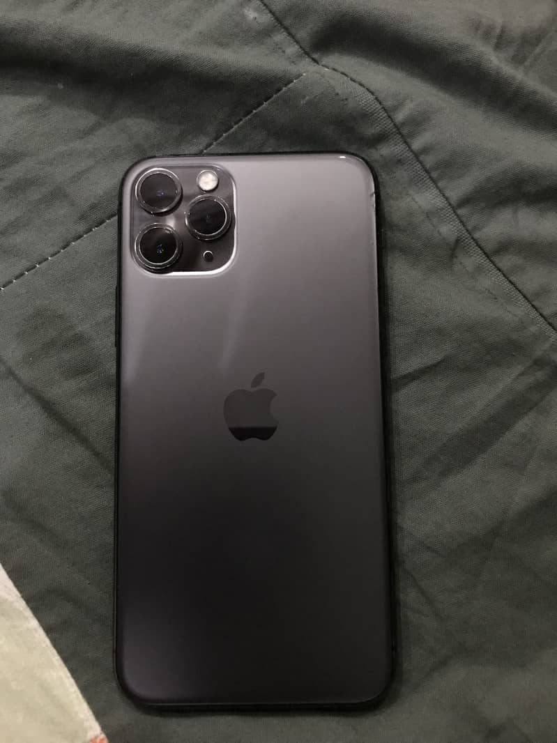 Iphone 11 pro 4