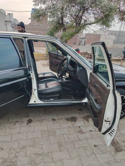 urgent sale Nissan sunny full lush condition