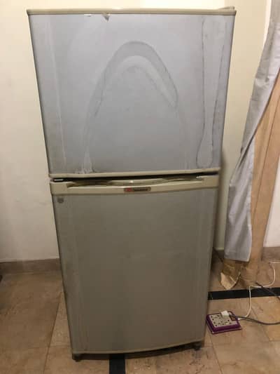 Dawlance 2 Doors Refrigerator 4 Sale/ Good Working Condition