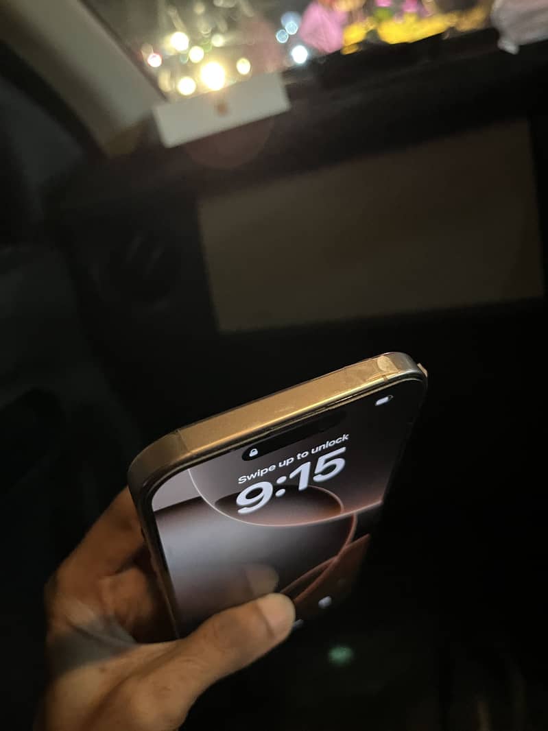 Iphone 16 PRO MAX FU 4