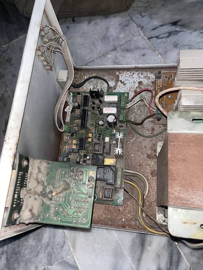 1000 watt Ups for sale single battery