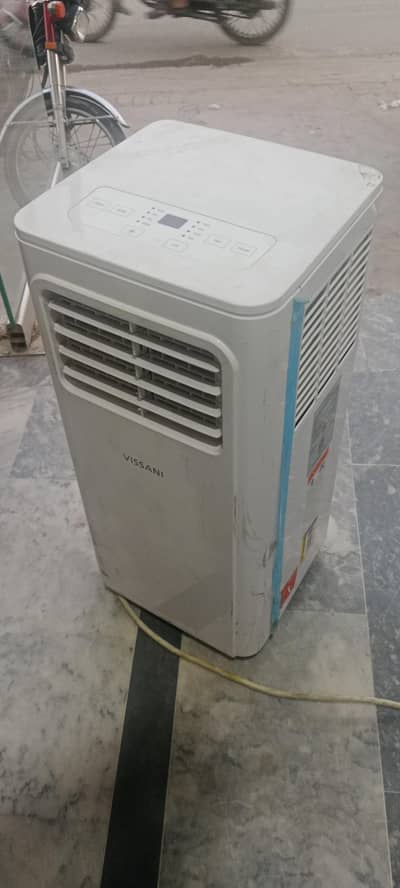 vissani Air conditioner for sale