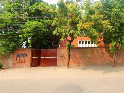 4 Kanal Building Is Available For Rent In Gulberg 3 Lahore