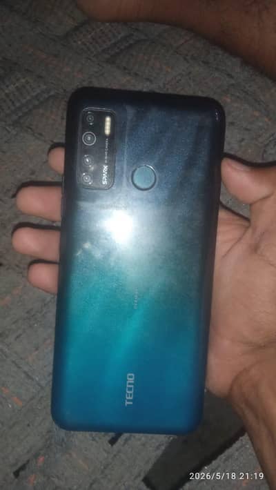 tecno spark 5 pro 4/64