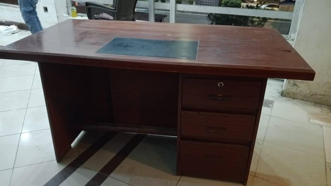 office table 0