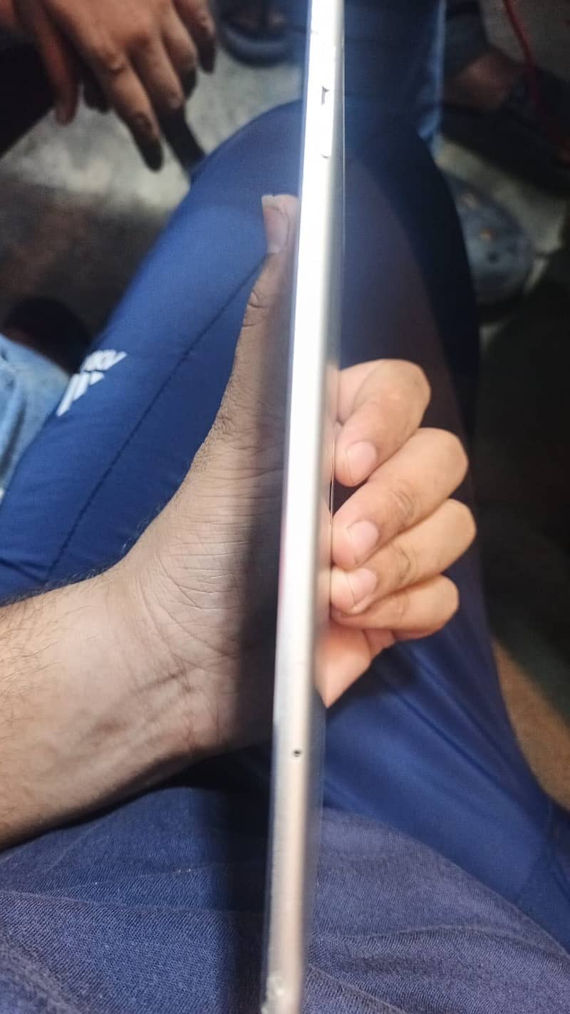 iPad mini 4 2