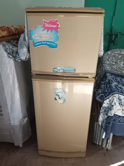 waves small size refrigerator