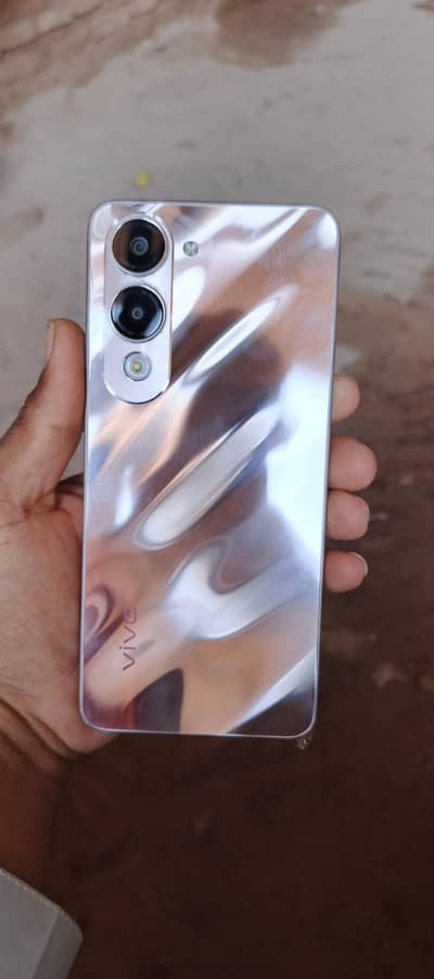 vivo y04 4/64