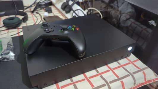 Xbox One X – Good Condition + Elden Ring Plus. DLC)