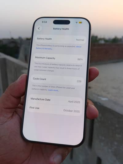 iPhone 16 pro sim lock