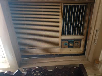 General genuine 1.5 Ton Ac