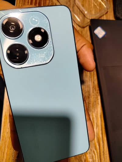 Techno Spark 20