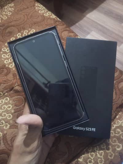 SAMSUNG S23 FE WITH BOX