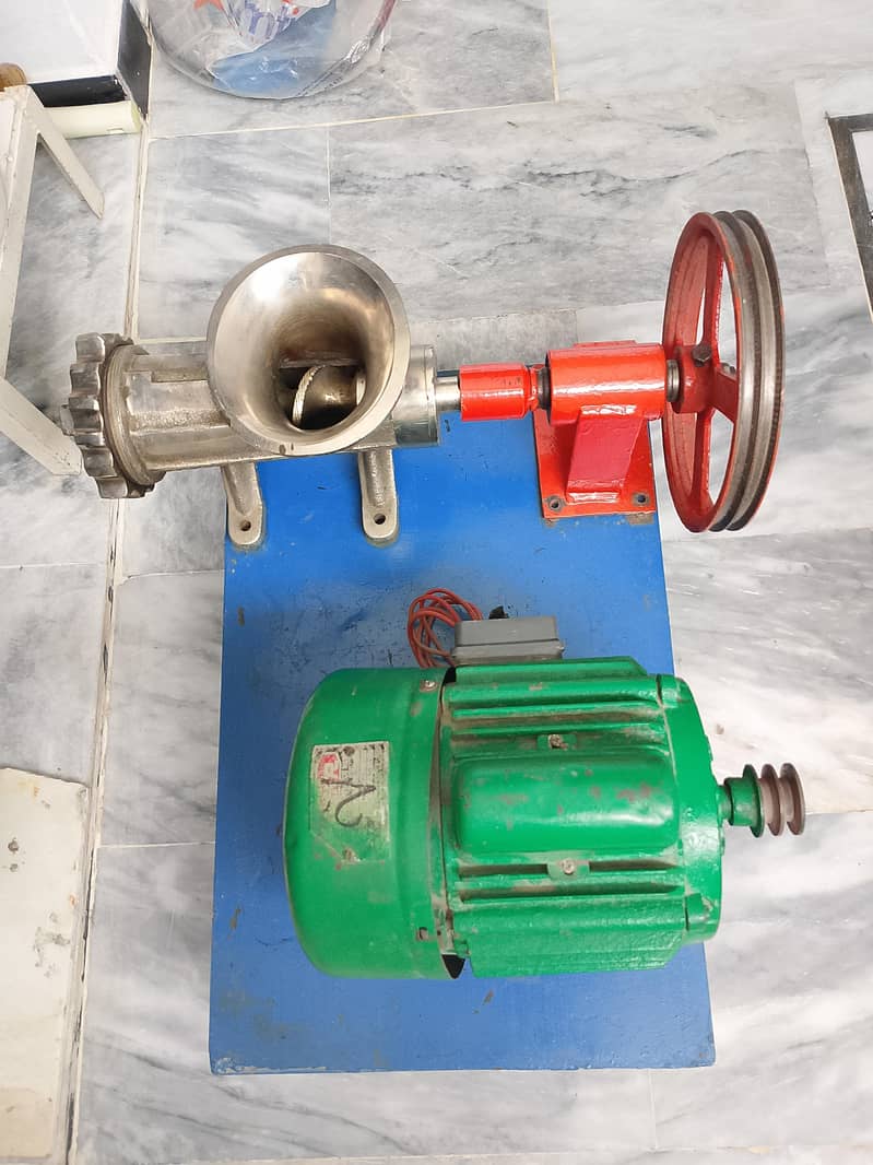 Meat machine (qeema machine) 0