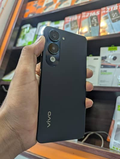 vivo Y04