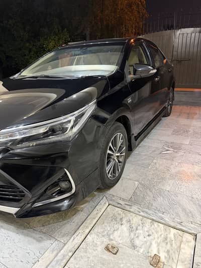 Toyota corolla grande 2019