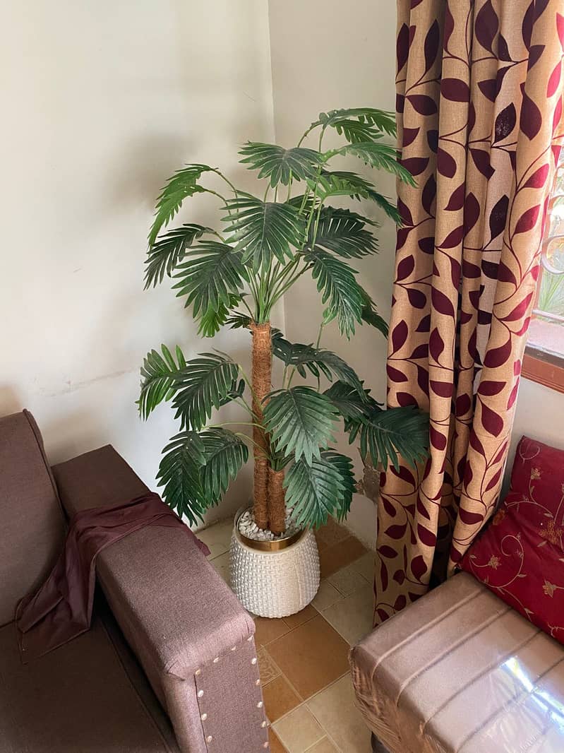 Artificial Planter 0