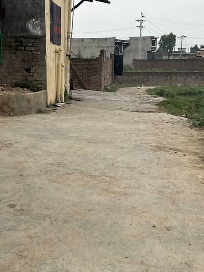 Pakki koldi 9 Marla plot for sale